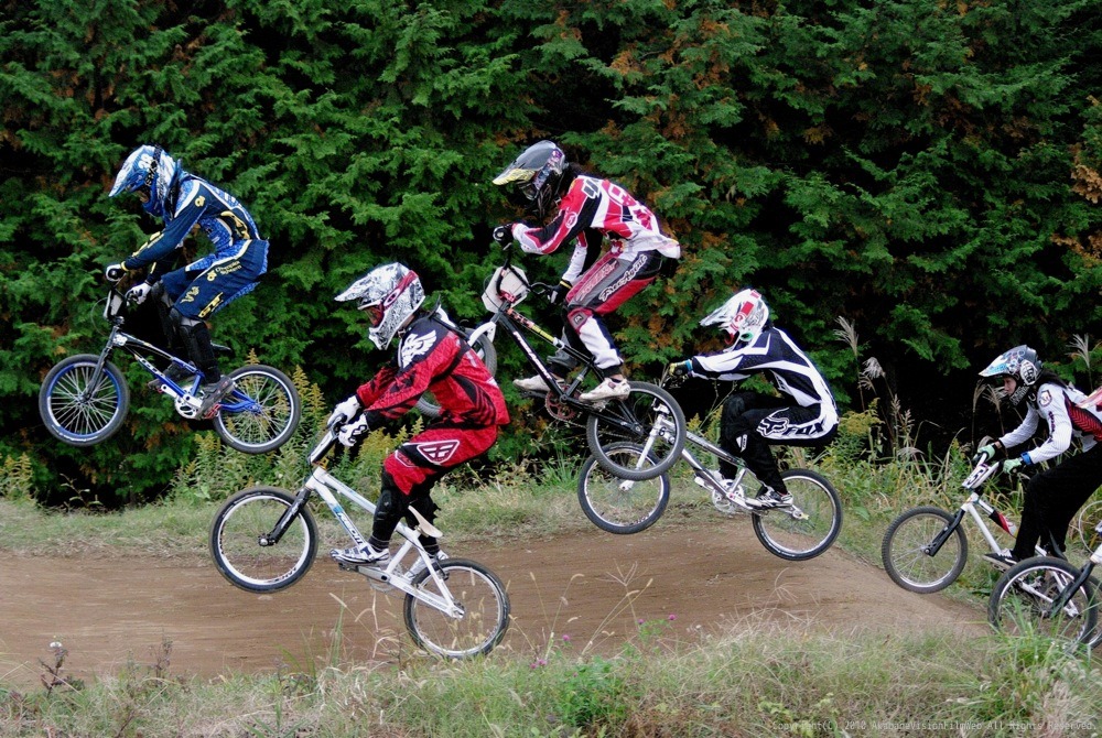 2010JOSF緑山１１月定期戦VOL1最速情報：BMXエリートクラス決勝_b0065730_18293964.jpg