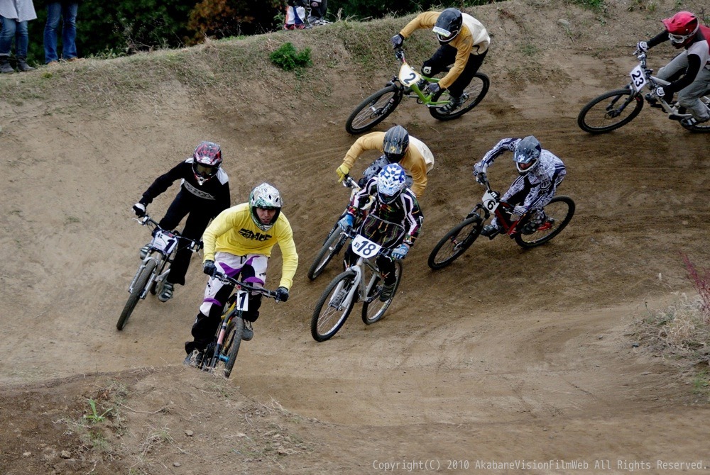 2010JOSF緑山１１月定期戦VOL4：MTBエキスパートクラス決勝_b0065730_20135227.jpg