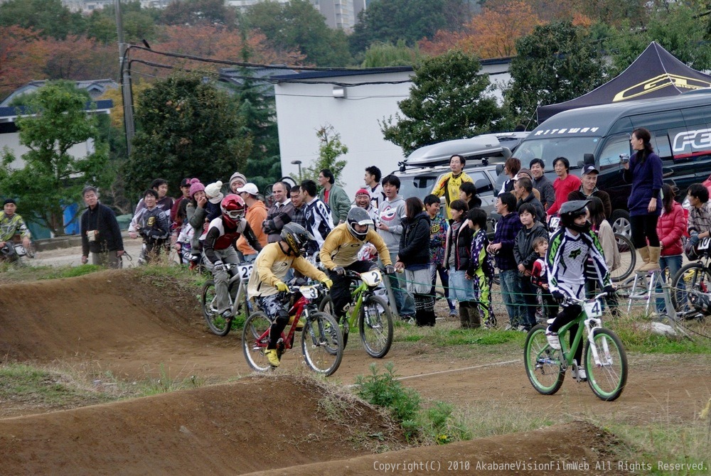 2010JOSF緑山１１月定期戦VOL4：MTBエキスパートクラス決勝_b0065730_20185045.jpg