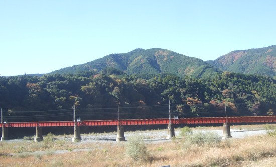 寸又峡渓谷散策!....SL列車にも...._b0137932_10544671.jpg