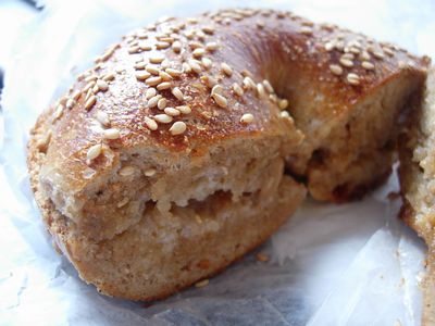 Sesame Bagel with Butter@ Bagel Cafe_f0200433_594854.jpg