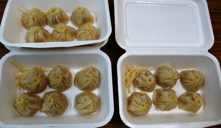 小籠包の試食_e0148373_8454068.jpg