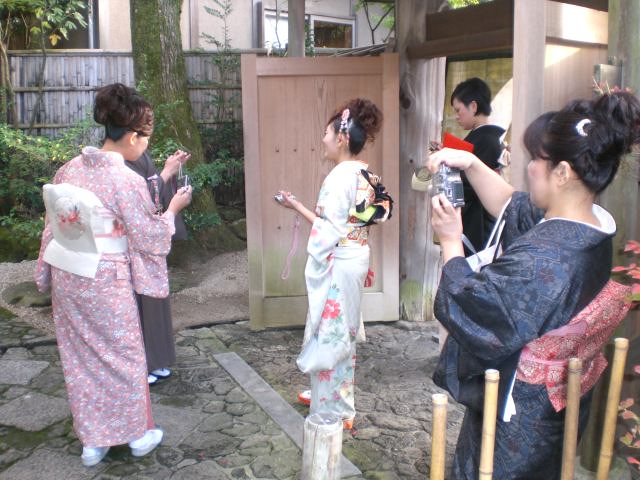 第一回 ☆KIMONO浪漫☆着物でランチ IN太宰府天満宮 つづき_e0161697_20214716.jpg