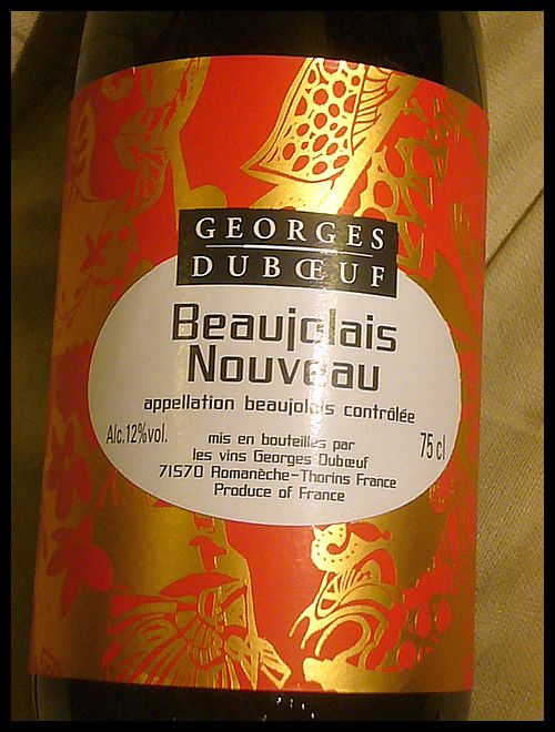 【ワイン】Beaujolais Nouveau 2010 (PARIS)_a0014299_18474499.jpg