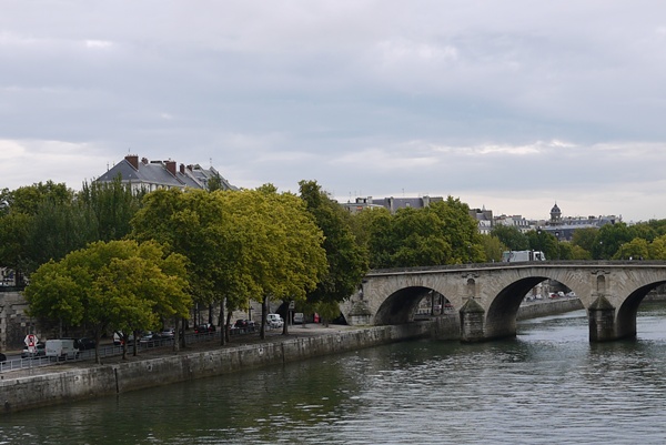 Paris2010その21～ノートルダム大聖堂へ_d0133704_13424937.jpg