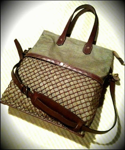 WALK ON SHOULDER TOTE BAG!!入荷しております!_c0144020_1585825.jpg