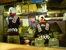 麺や六三六 摂津本山店 ／ 六三六ラーメン_e0209787_117025.jpg