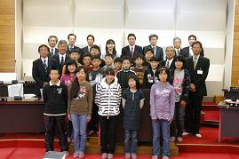 子ども議会開催_d0003224_15332940.jpg