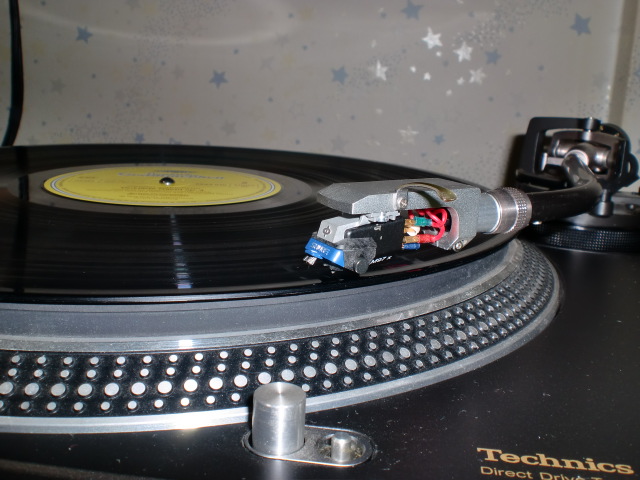 Technics SL-1200Mk4 : scoreのオーディオ&音楽日誌 Technics SL-1200Mk4 : scoreのオーディオ&音楽日誌