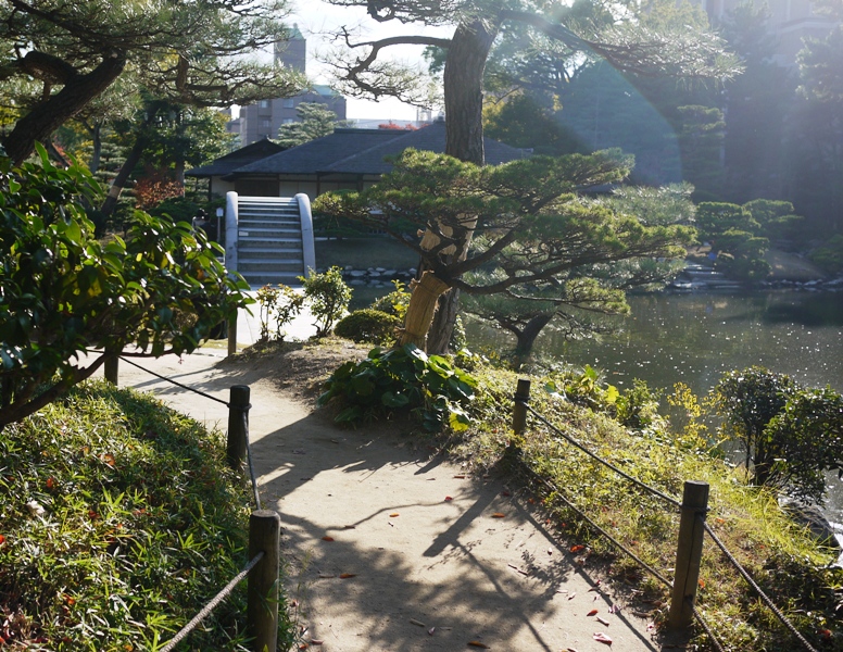 大聖堂から名勝・縮景園へ♪_e0206031_864565.jpg