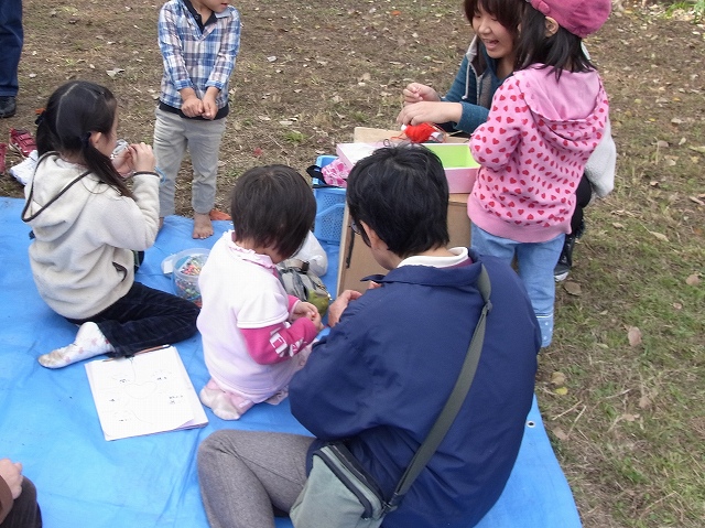 すみれば探検隊「木と遊ぼう」_b0049307_9572038.jpg