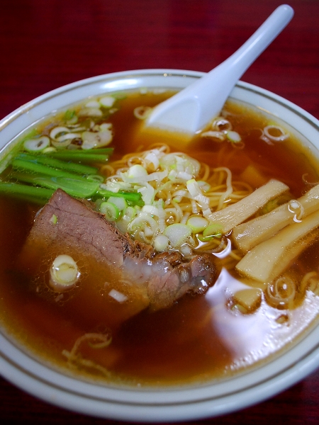 栄屋ミルクホールのラーメン_c0177814_195141.jpg
