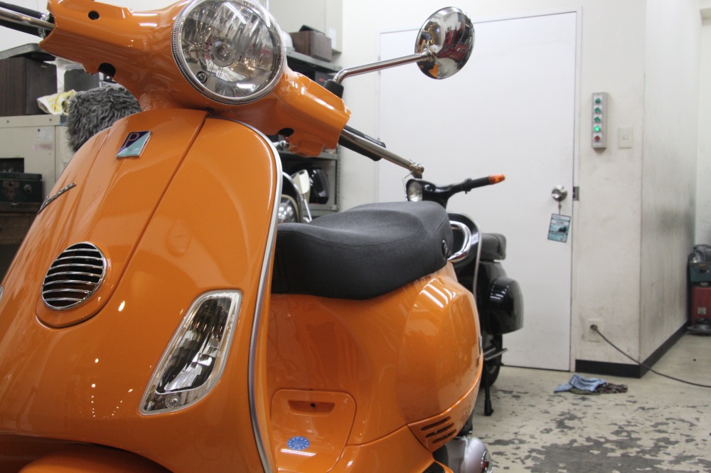 VESPA　LXシリーズ！_b0117797_20451543.jpg