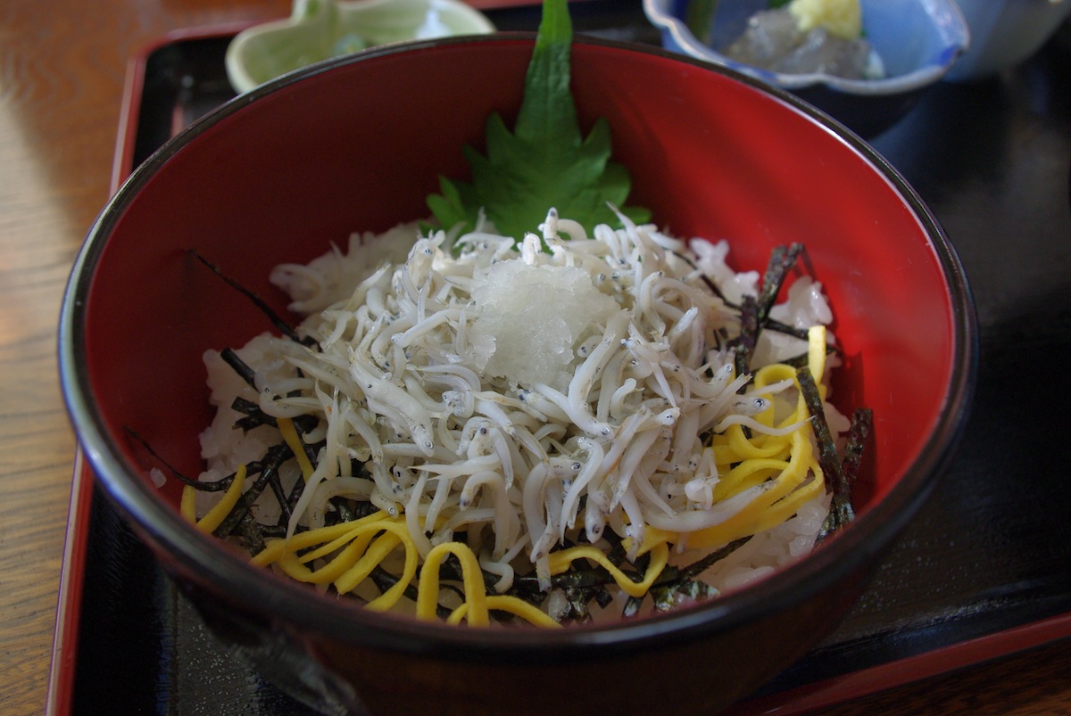 シラス丼_f0138807_236131.jpg