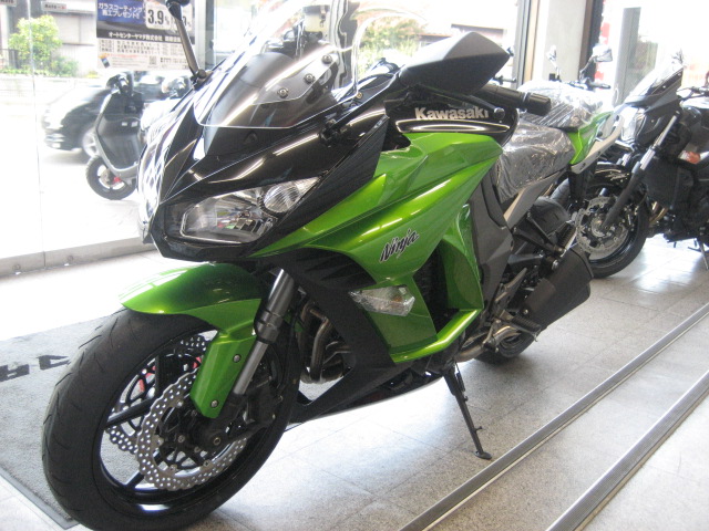 お待たせしましたNinja1000!_a0169121_18182886.jpg
