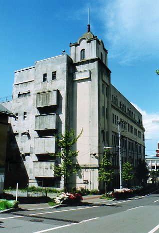 函館・百十三銀行本店(建築家・関根要太郎作品研究、その7)_f0142606_203376.jpg
