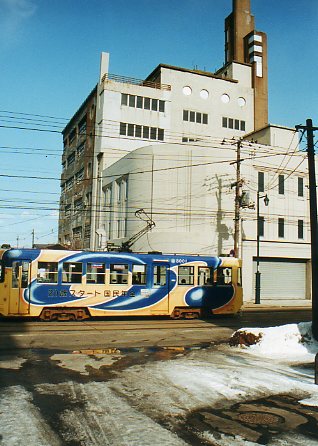 函館・百十三銀行本店(建築家・関根要太郎作品研究、その7)_f0142606_2085411.jpg