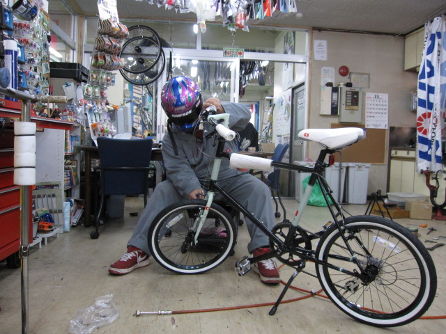 朝から・・・_e0188759_1152763.jpg