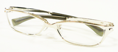 フォーナインズTW-43AT入荷!_c0003493_1025275.jpg
