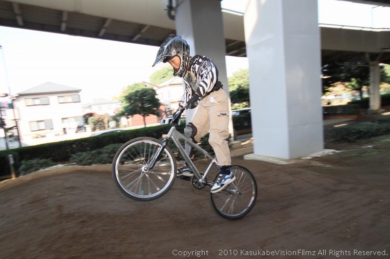 King Of Gorilla 2010 #1 予選の様子_b0136231_16275851.jpg