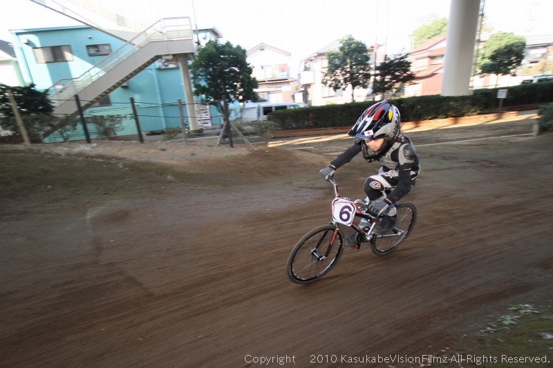 King Of Gorilla 2010 #1 予選の様子_b0136231_16293677.jpg