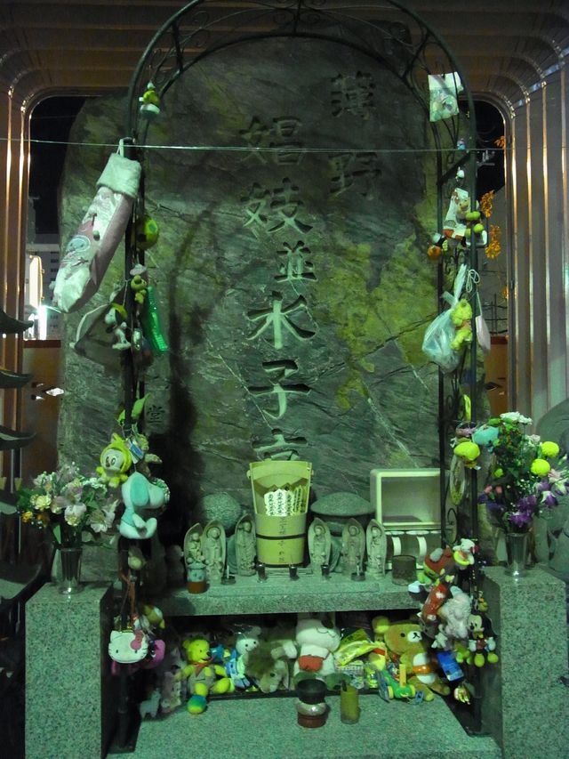 どこの街?2_c0025115_20494282.jpg