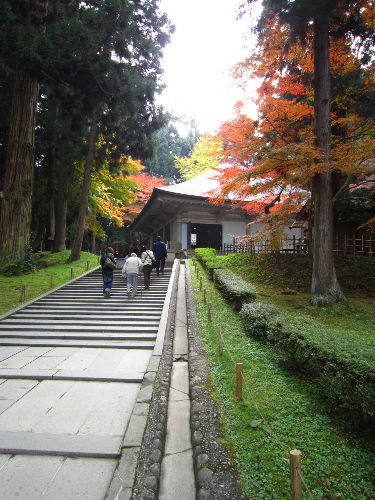 秋を求めて、中尊寺＠岩手県平泉　その３_f0048546_6144840.jpg