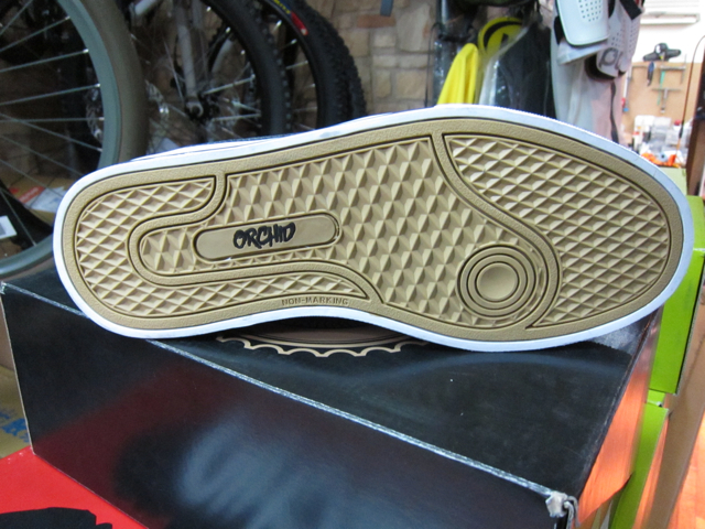 2011ORCHID FOOT WEAR 入荷しました。_e0069415_19494130.jpg