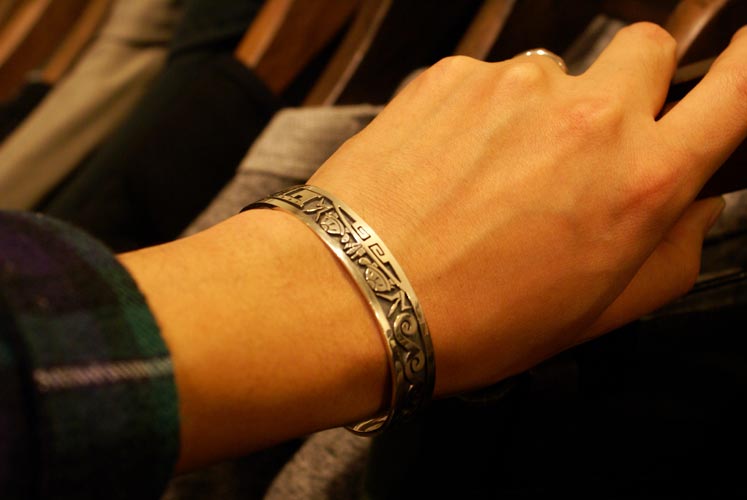 楽天 送料無料にならない 断捨離！ホピ族 虚し （TIFFANY&Co. バングル ルーベンソフキー アクセサリー