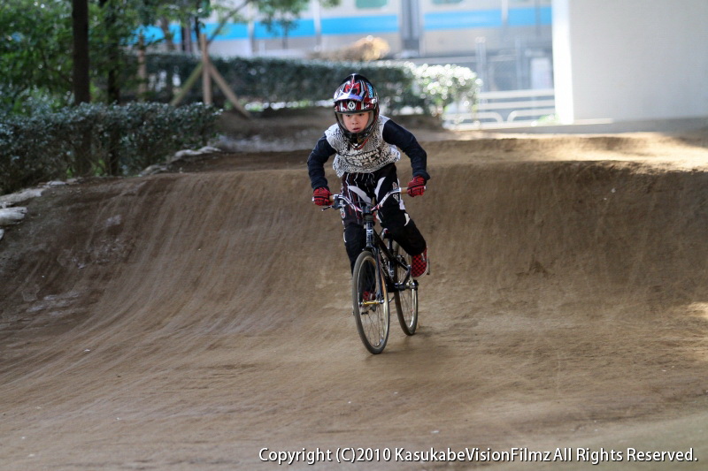 King Of Gorilla 2010 #2 決勝の様子_b0136231_21104910.jpg