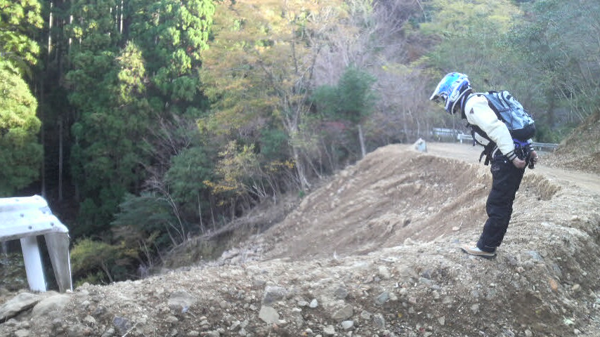 f0090236_01114.jpg