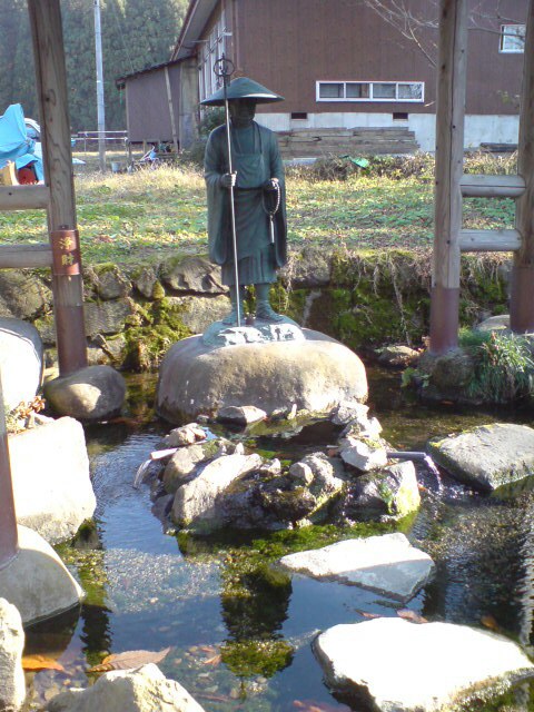 弘法清水。_d0182179_16201964.jpg