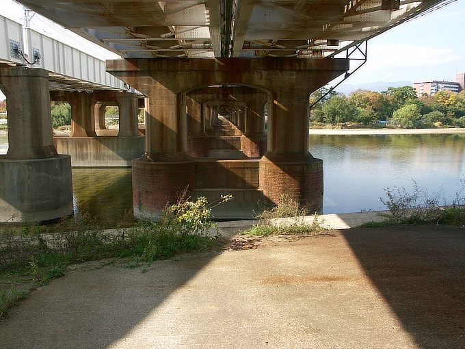 東海道本線武庫川橋梁_f0116479_2235495.jpg