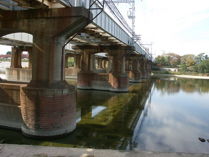 東海道本線武庫川橋梁_f0116479_2236339.jpg