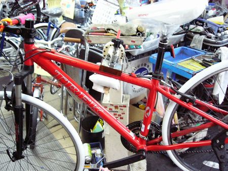 続 トレック クロスバイクのカスタム_e0140354_1364922.jpg