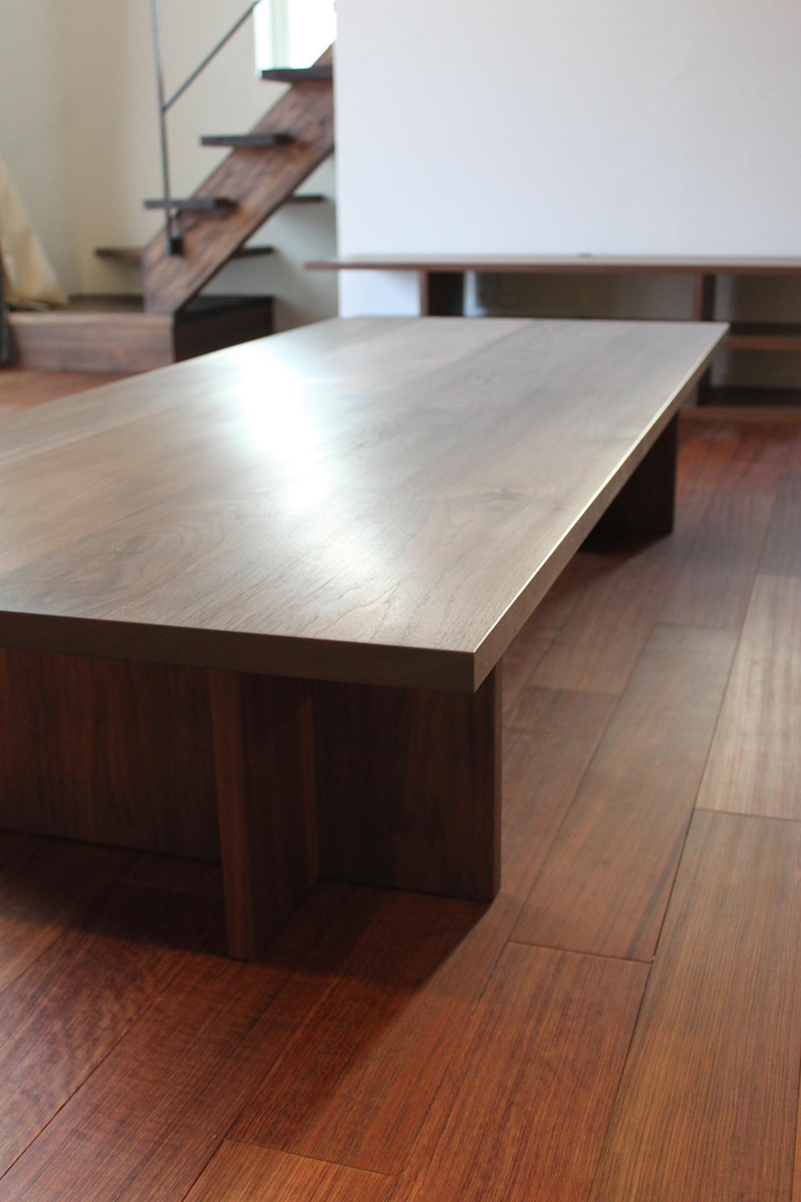 CS LOW TABLE_c0146581_22363223.jpg
