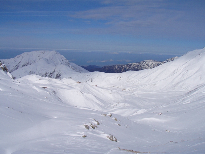 November Backcountry Skiing in Tateyama 2_c0195804_1945872.jpg