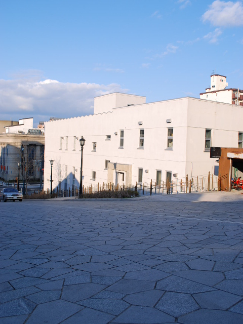 函館・百十三銀行本店(建築家・関根要太郎作品研究、その8)_f0142606_21564572.jpg