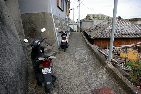 祝島、練塀の町（前編）_e0045768_223661.jpg