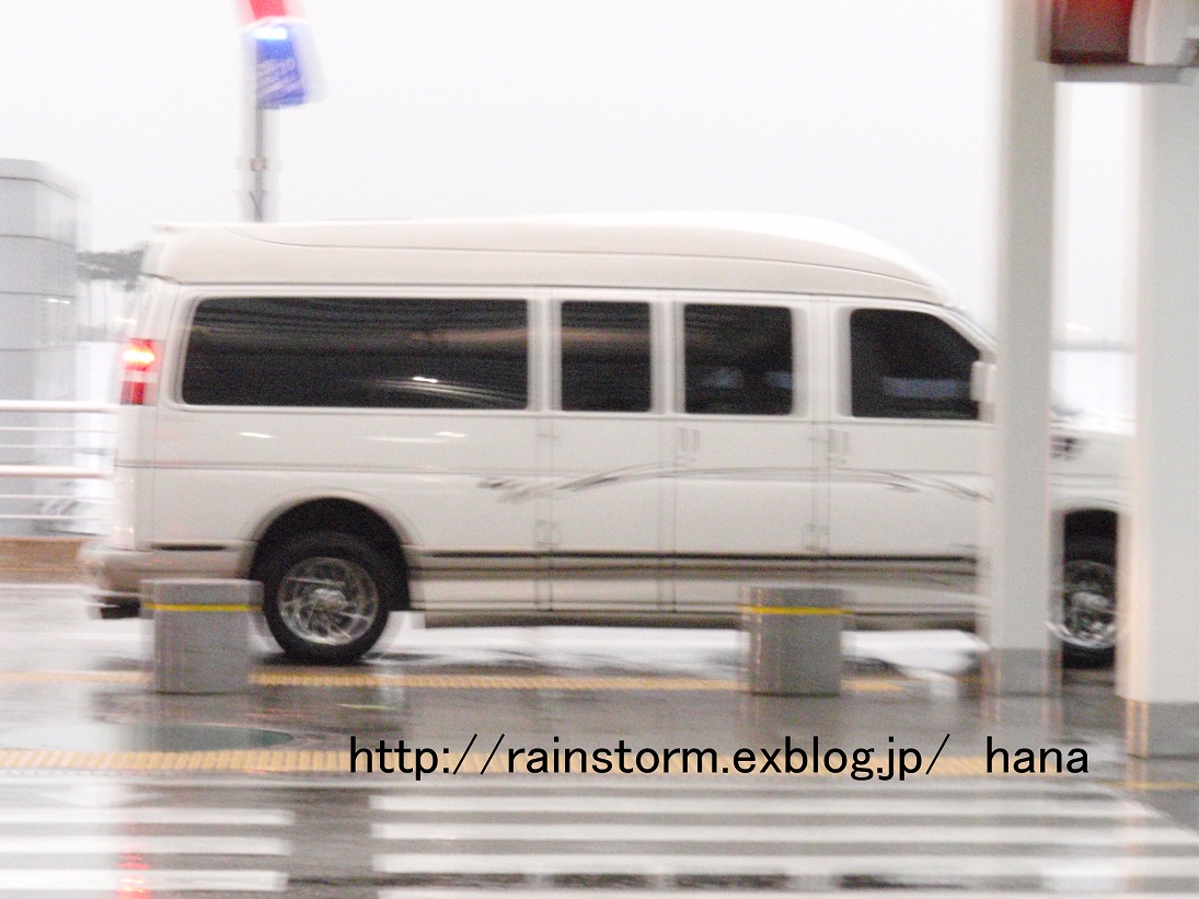 LOTTEファミリーコンサートの出まち　RAINです_c0047605_1103145.jpg