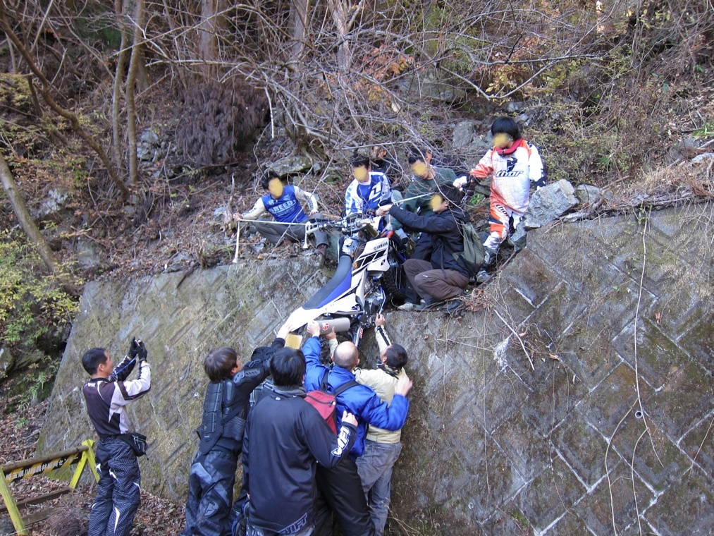 今年最後?の林道_f0141609_23452979.jpg