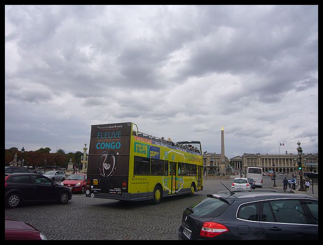【観光バス】街角の観光バス(PARIS)_a0008105_2023920.jpg