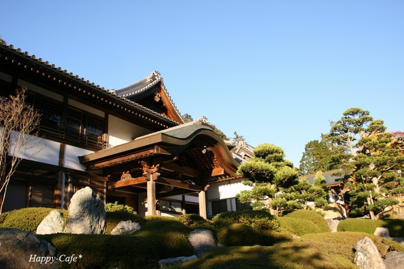 法多山本坊と黒門 紅葉たちの語らう場所_a0167759_19565637.jpg