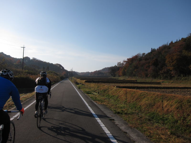 片鉄ロマン街道・津山ホルモンサイクリングー季節感、大所帯、出会い・再会、グルメ...充実！！_e0138081_17293167.jpg