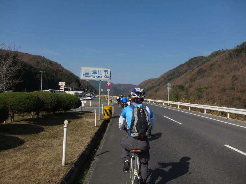 片鉄ロマン街道・津山ホルモンサイクリングー季節感、大所帯、出会い・再会、グルメ...充実！！_e0138081_182310100.jpg