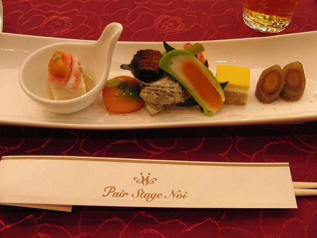 本当に久しぶりの結婚式_f0141310_2361746.jpg