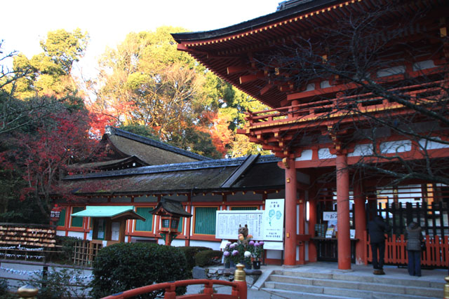 紅葉最終 上賀茂神社_e0048413_12234936.jpg