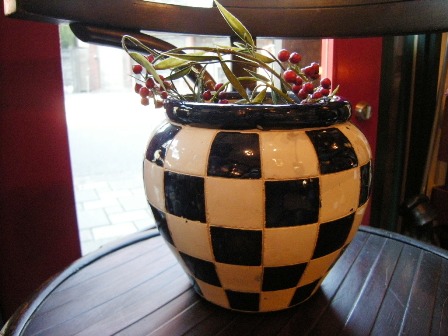 市松模様の花瓶_f0196455_15471967.jpg