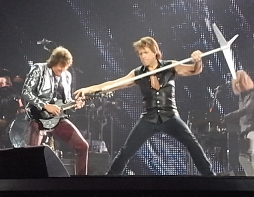 BON JOVI 『THE CIRCLE TOUR』＠東京ドーム２日目_b0051666_8153772.jpg