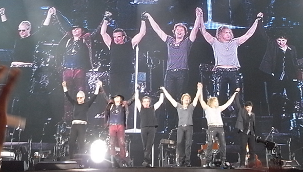 BON JOVI 『THE CIRCLE TOUR』＠東京ドーム２日目_b0051666_8181963.jpg